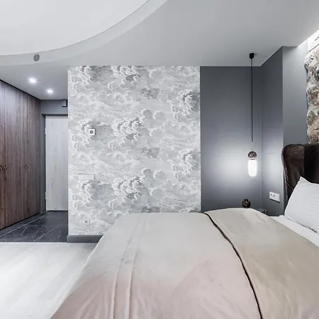 Apartmán Central Authentic Luxurious By Houseys *